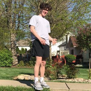 Meet your Posher, Derrick